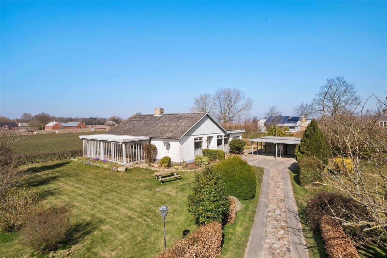 Tklhus Aeroe Villa Aeroskobing Exterior photo